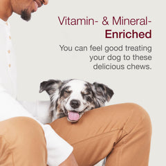 SmartBones Mini Huesos Pollo Real, con vegetales envolviendo pollo para sabor natural.