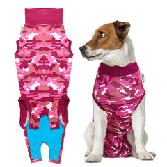 Suitical Recovery Suit para perro en rosa camuflado, protege suturas y evita lamidos.