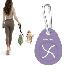 Sweet Paws porta-bolsas excremento para perros con charm lavanda cremosa, uso manos libres.