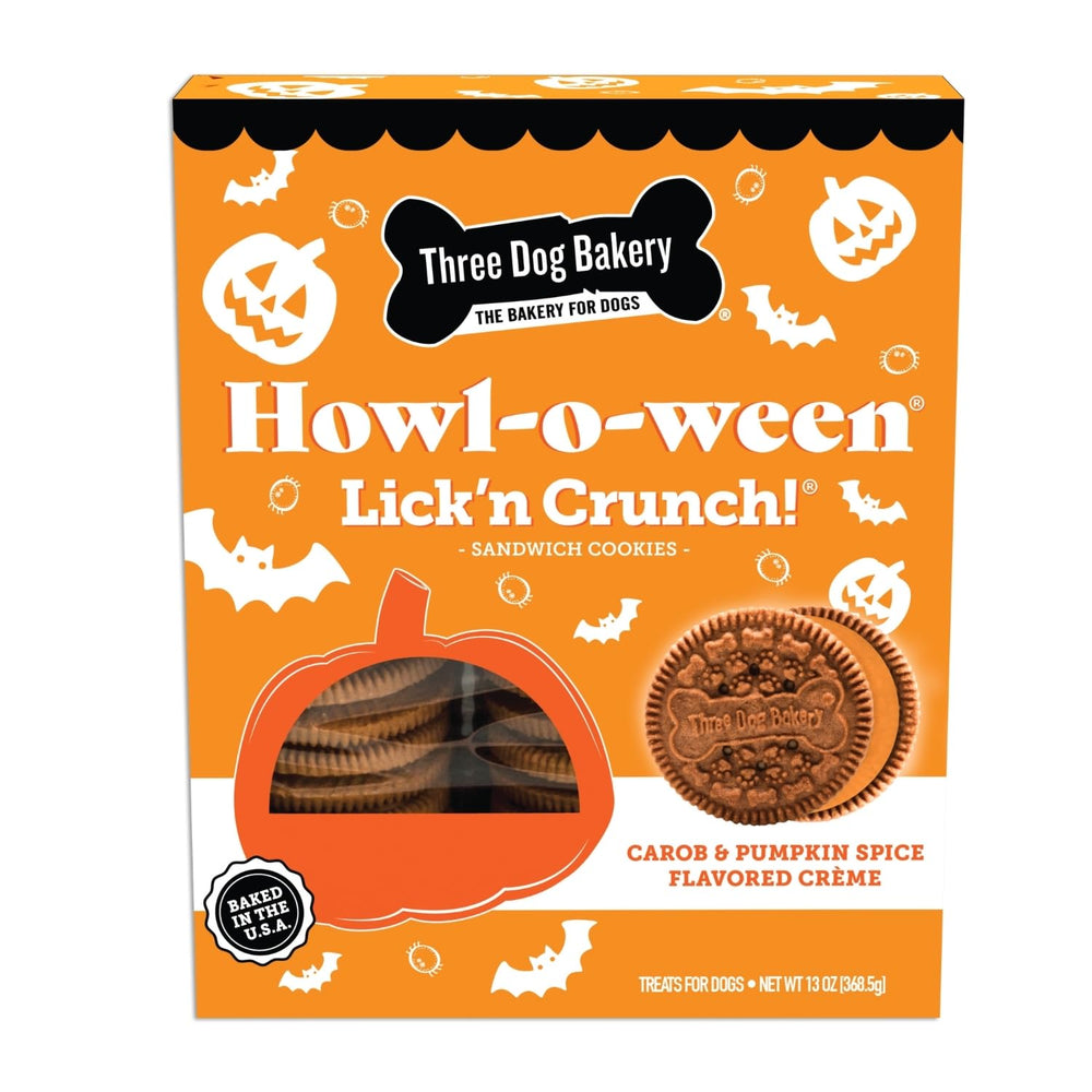 Three Dog Bakery Howl-O-Ween sandwich algarroba-calabaza: ideal para premiar durante aventuras de Halloween.