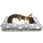 Manta Tierecare para gatos interiores; suave y cálida para descanso cómodo.