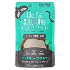 Topper Tiki Cat con salmón en caldo para piel y brillo del pelaje.