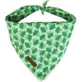 Bandana UP URARA PUP para perro, triángulo San Patricio, ideal para fotos festivas.