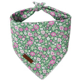 Pañuelo UP URARA PUP San Patricio en triángulo para perros medianos y grandes, ideal para fiestas.