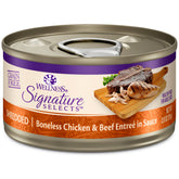 Wellness CORE Signature Selects: lata abierta con pollo y res deshilachados en salsa.