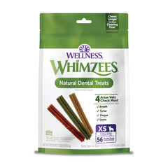 Whimzees Wellness Stix: perro mordiéndolo para limpieza dental suave