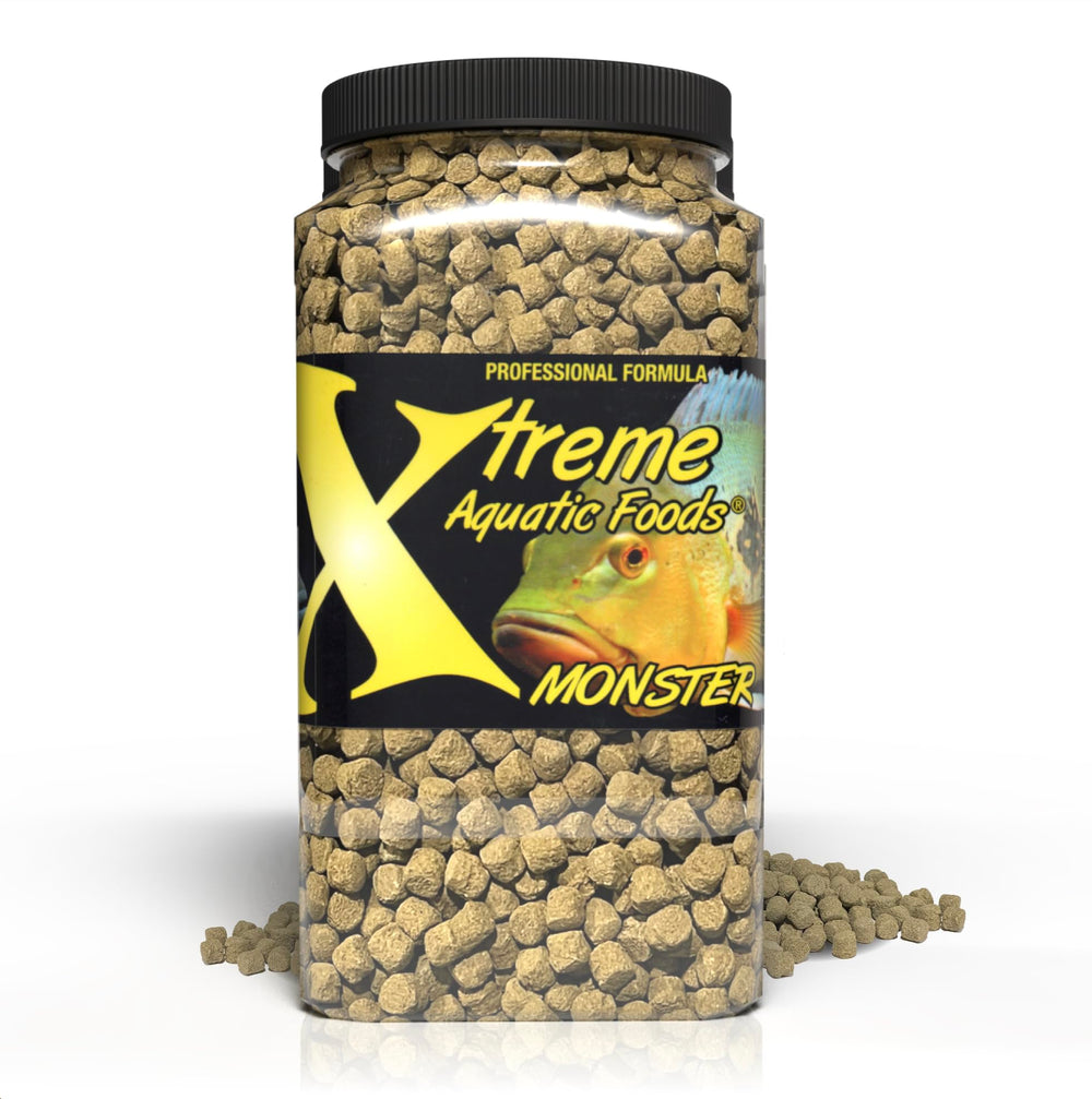 Xtreme Monster Pellets 9mm, hundimiento lento, ideal para peces grandes como Oscars, promoviendo nutrición estable.