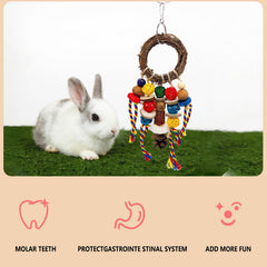 Acsist Bunny Chew Toy colgante corteza de maíz, mantiene entretenido a tu roedor.