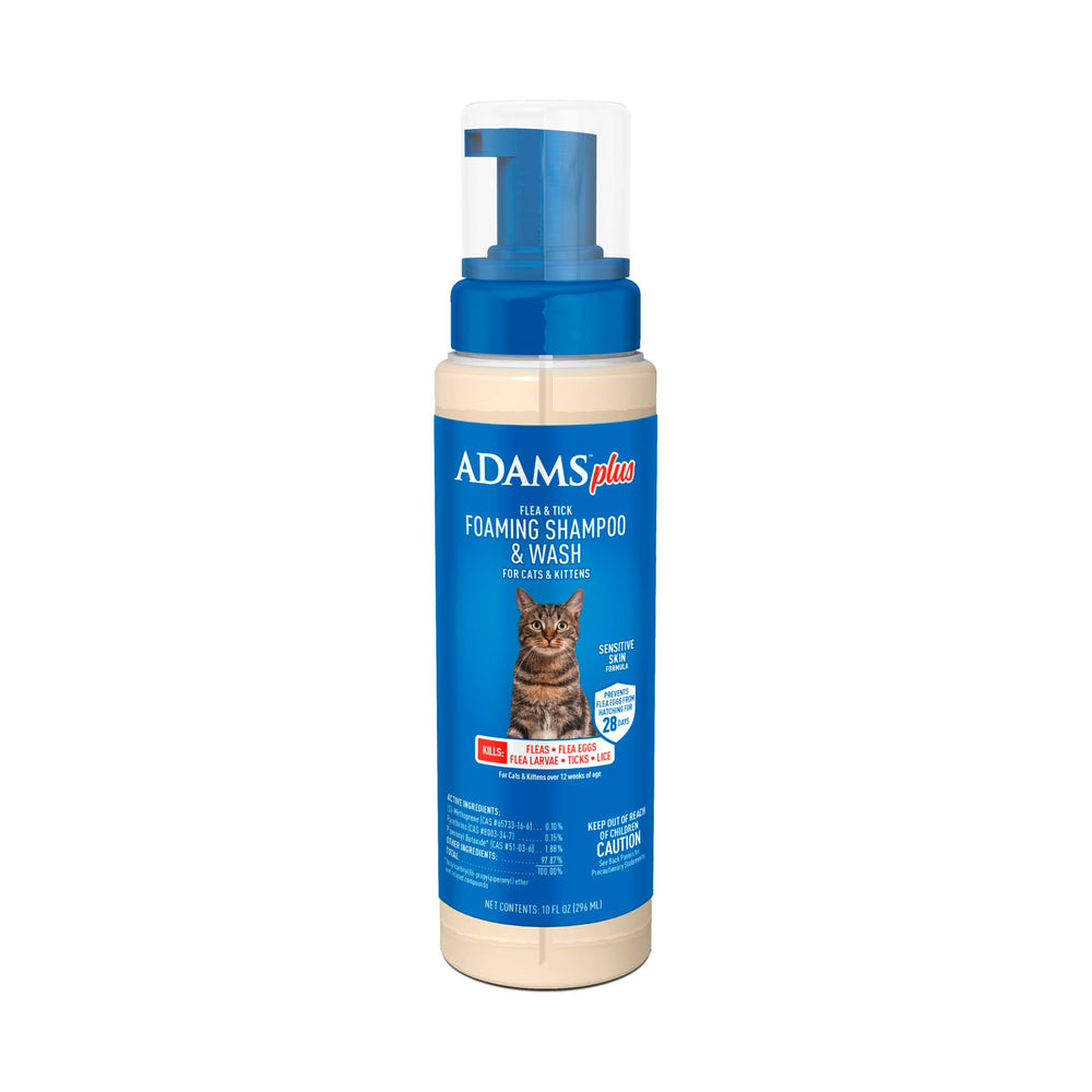 ADAMS Plus champú espuma para gatos en botella, combate pulgas y garrapatas.