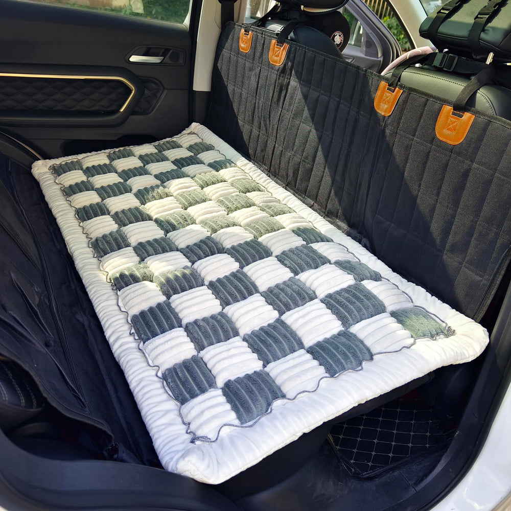 AEEISHOMEREFORM cama-asiento mascota, diseño de cuadros azul gris, protege el coche de arañazos.