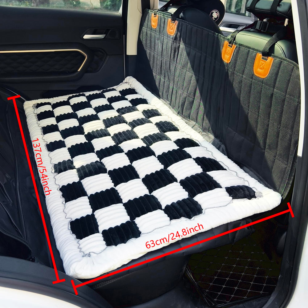 Cama para perro AEEISHOMEREFORM en coche, diseño a cuadros, suave y resistente.