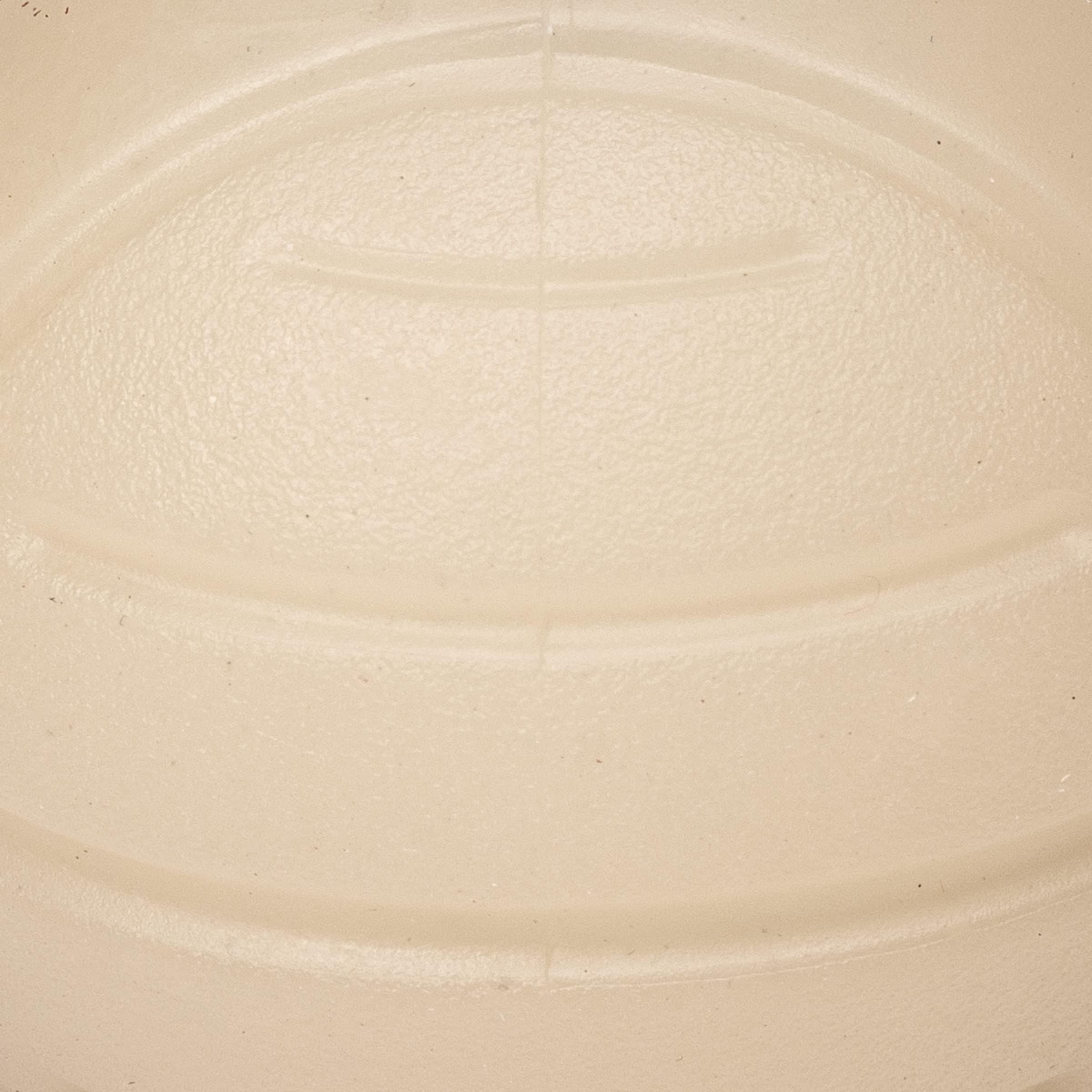 Pelota de goma con rebote de Amazon Basics, perfecta para sesiones de ejercicio.