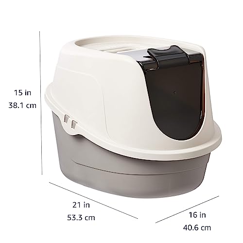Amazon Basics diseño cerrado ofrece espacio privado para el gato