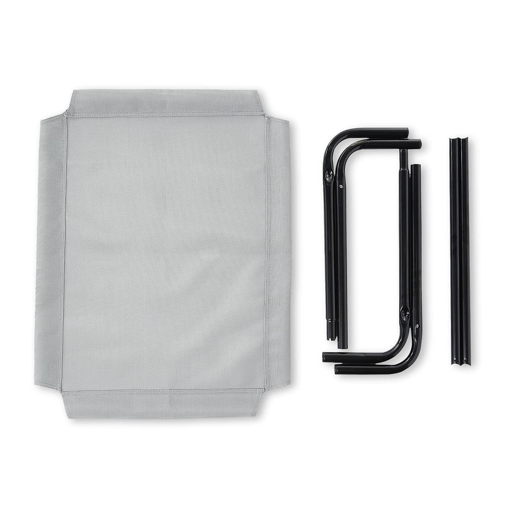 Ensamblaje sencillo con tornillos y llave hexagonal de Amazon Basics