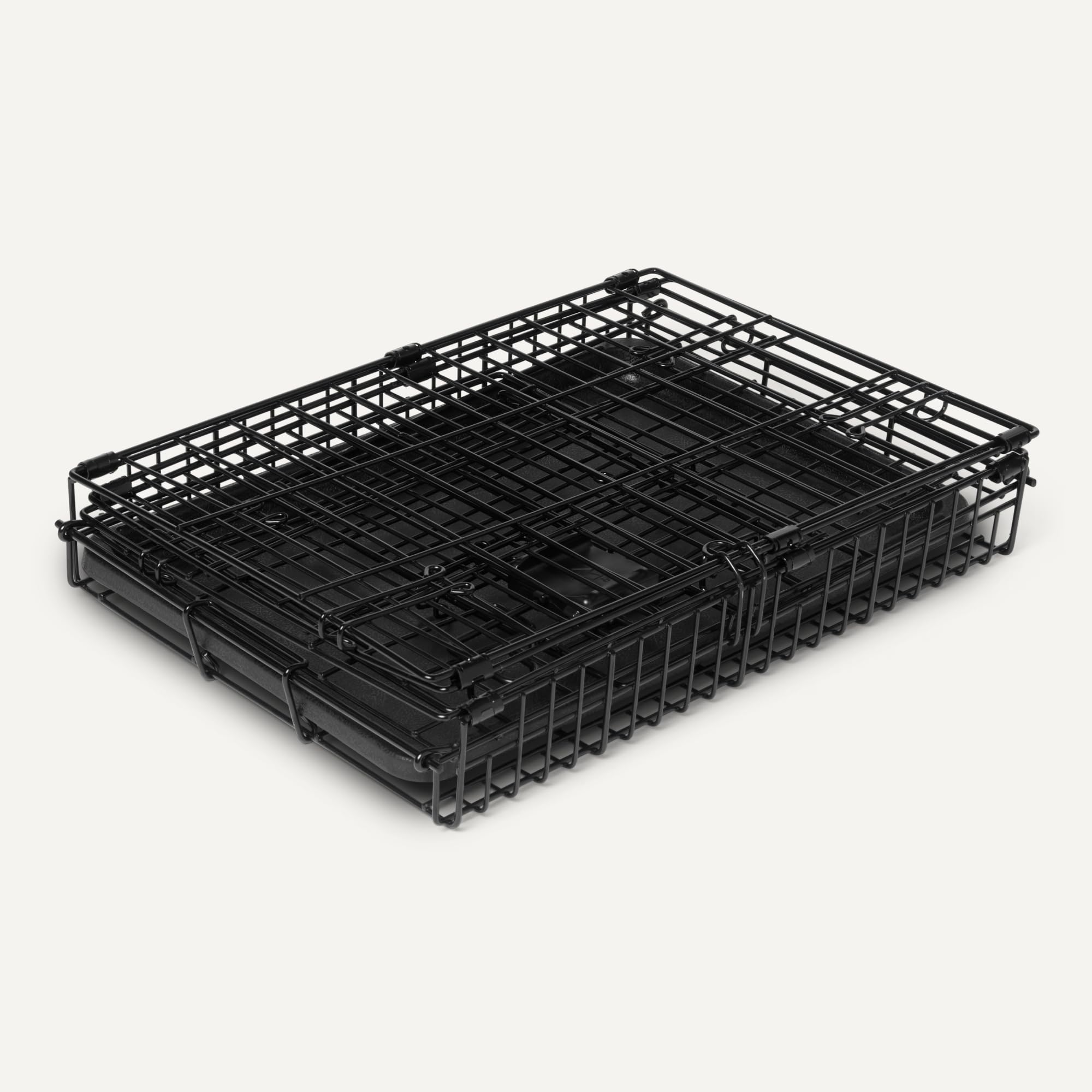 Amazon Basics jaula de diseño compacto y ventilada para flujo de aire