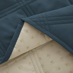 Ameritex funda impermeable para sofá mantiene superficies limpias.