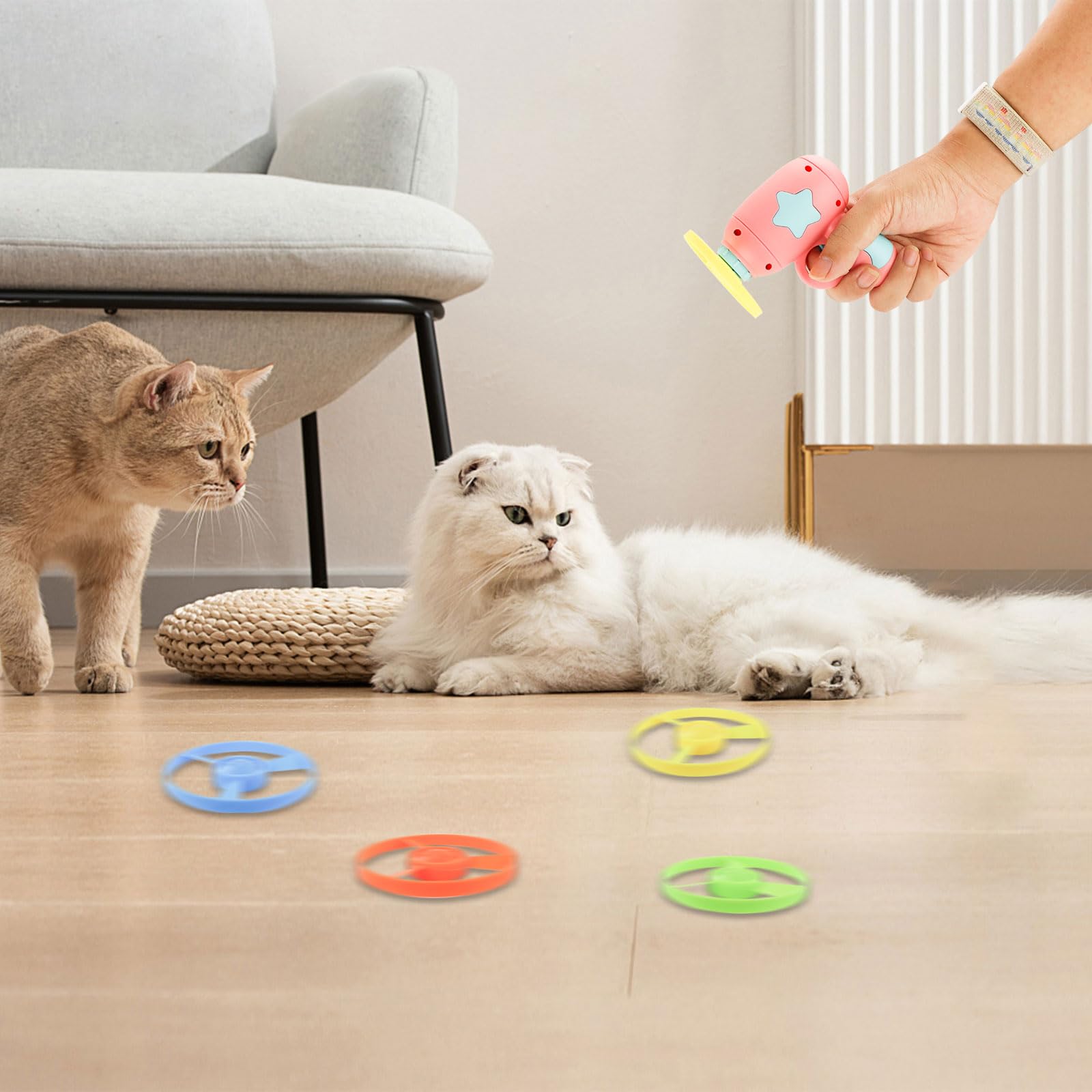 Andiker juego para gatos en interiores favorece movimiento y diversión.