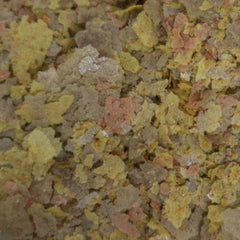 API Tropical Greens Flakes: colores brillantes en los peces gracias a las algas.