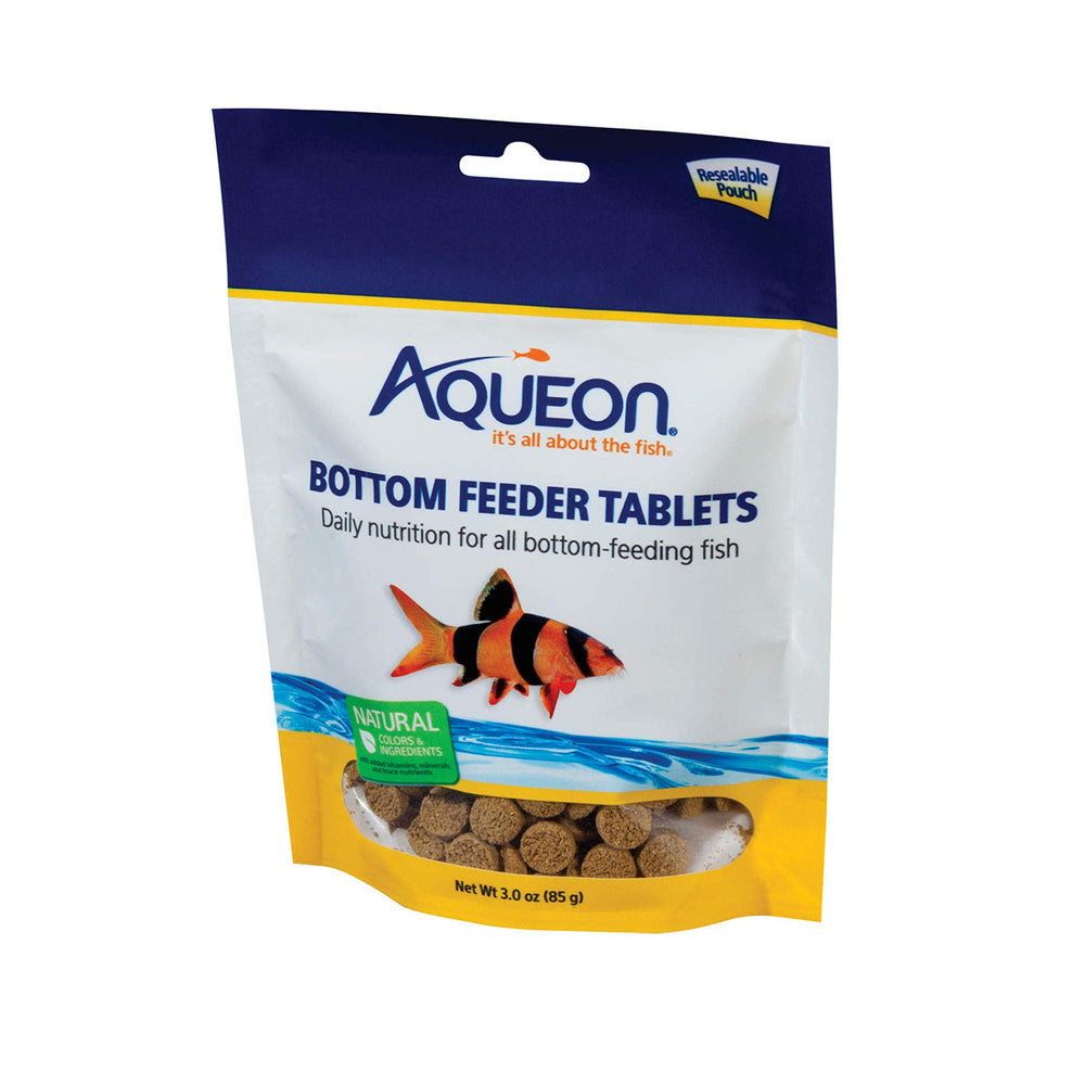 Tabletas Aqueon Bottom Feeder en frasco para alimentación de fondo.