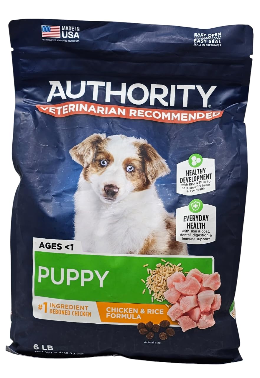 Authority cachorros pollo-arroz frente de bolsa, práctica presentación para cachorros jóvenes.