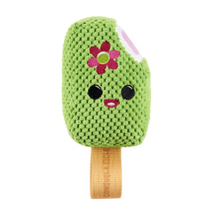 Barkbox Consuela Cactus Pop en escena veraniega para perros activos al aire libre.