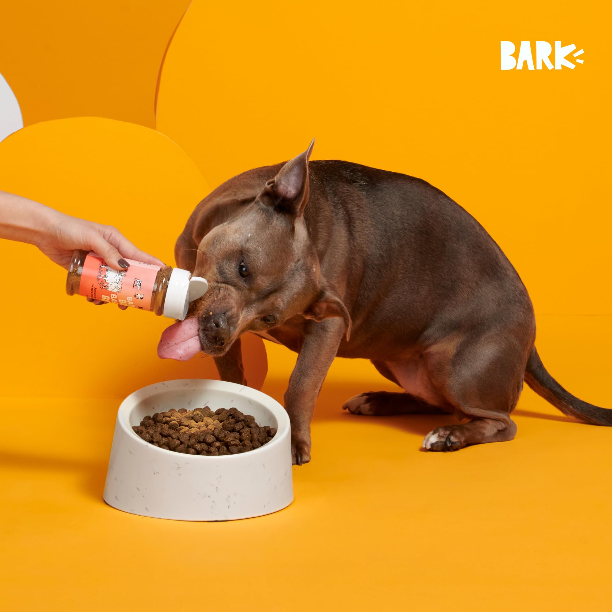 Barkbox listo para verter sobre comida seca y potenciar sabor.