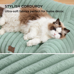 Bedsure ComfyFleece: Tejido suave de felpa para calor reconfortante.