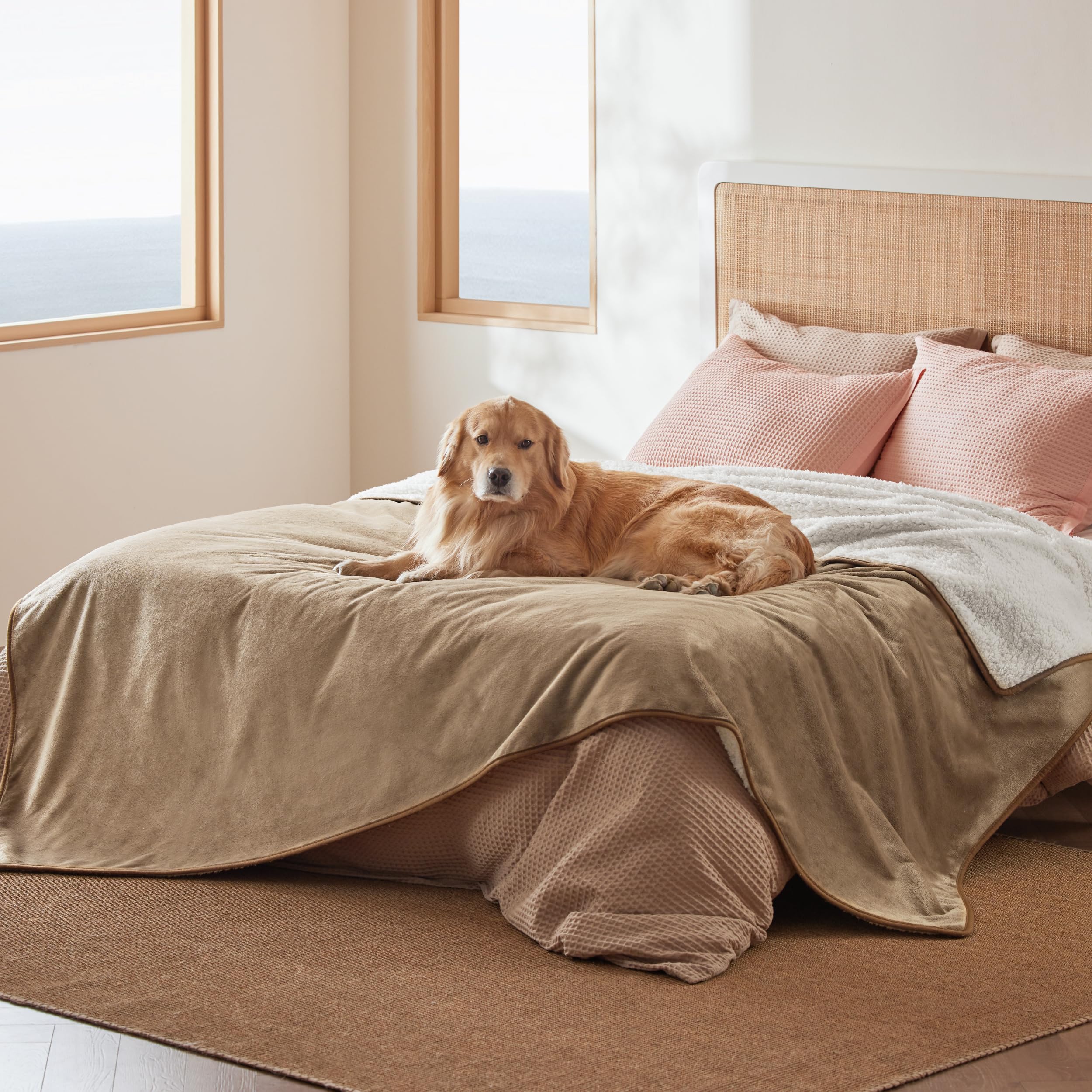 Bedsure manta impermeable cama sherpa: protección duradera para mascotas y muebles