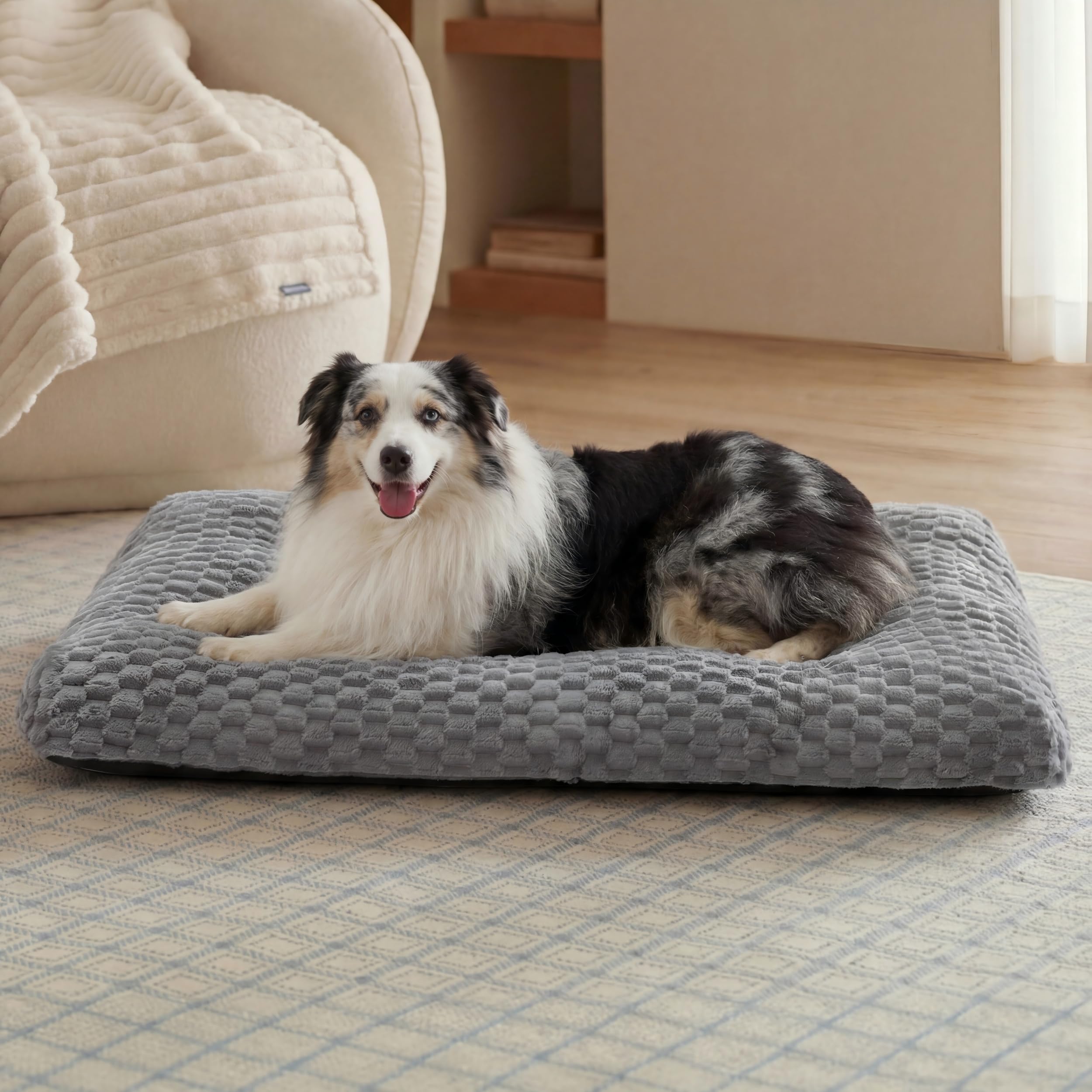 Bedsure XL cama perro jaula lavable, base estable para jaula y limpieza fácil.