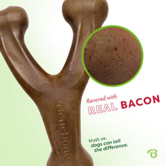 Benebone Wishbone, sabor a tocino real para mayor atracción durante la masticación.