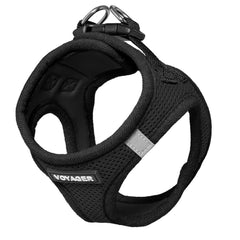 Boucle robuste et double D-rings du Voyager Step-in Air pour une sécurité renforcée.