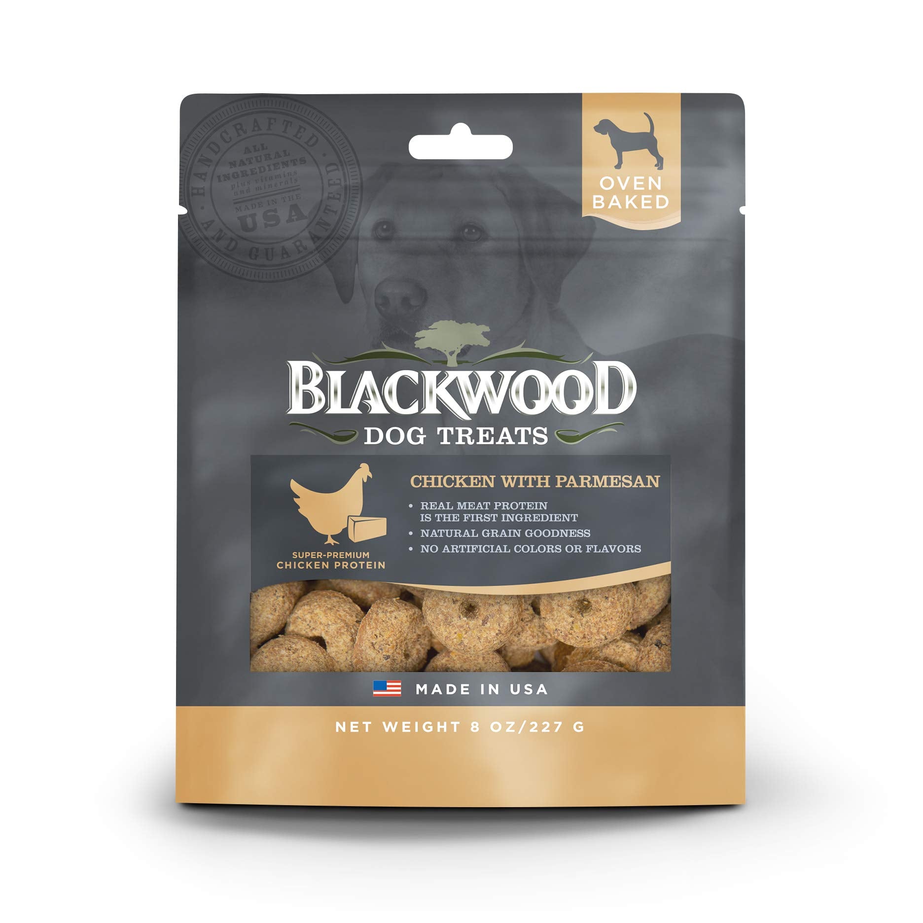 Empaque de Blackwood con galletas horneadas para perros, ideal para salir.