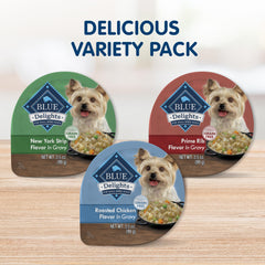 Blue Buffalo Delights, taza de costilla prima en salsa, opción sabrosa para perros pequeños.