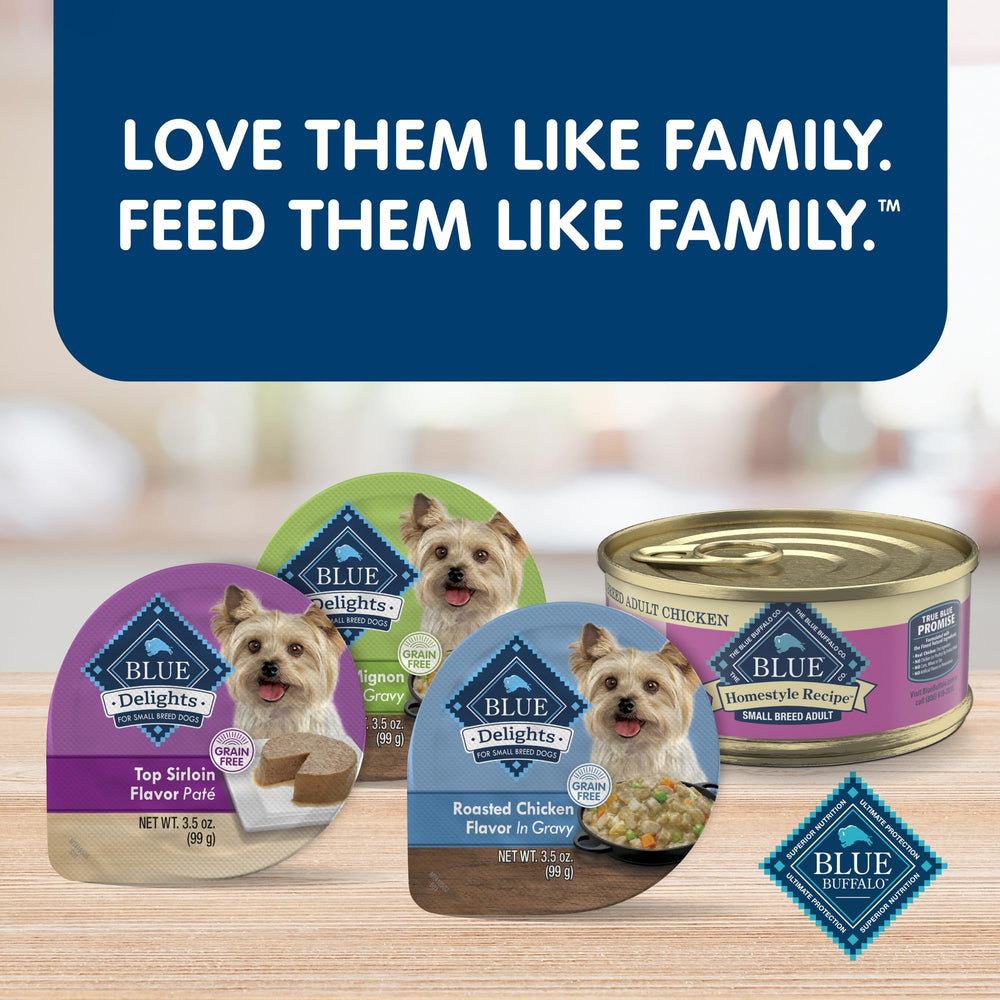 Blue Buffalo Delights trozos jugosos en salsa, ideal para premiar en casa.