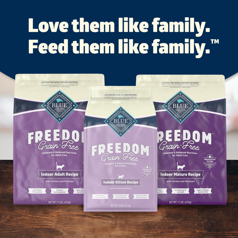 Blue Buffalo Freedom fibra natural ayuda en la digestión del gatito.