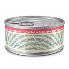 Blue Buffalo Freedom sin granos con frutas y verduras para nutrición equilibrada.