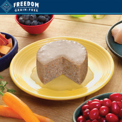 Blue Buffalo Freedom pate de pollo para gatos interiores, lata de 3 oz.