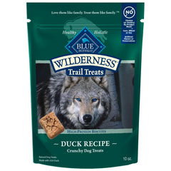 Blue Buffalo Premios de Sendero Salvaje con pato, primer ingrediente para perros activos.