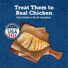 Blue Buffalo True Chews Premium Grillers en envase de 12 oz, práctico para guardar.