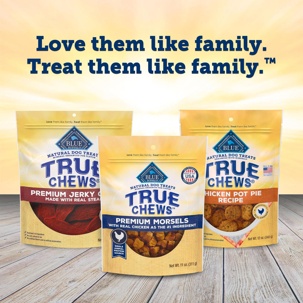 Blue Buffalo True Chews premium morsels with inviting chicken aroma.