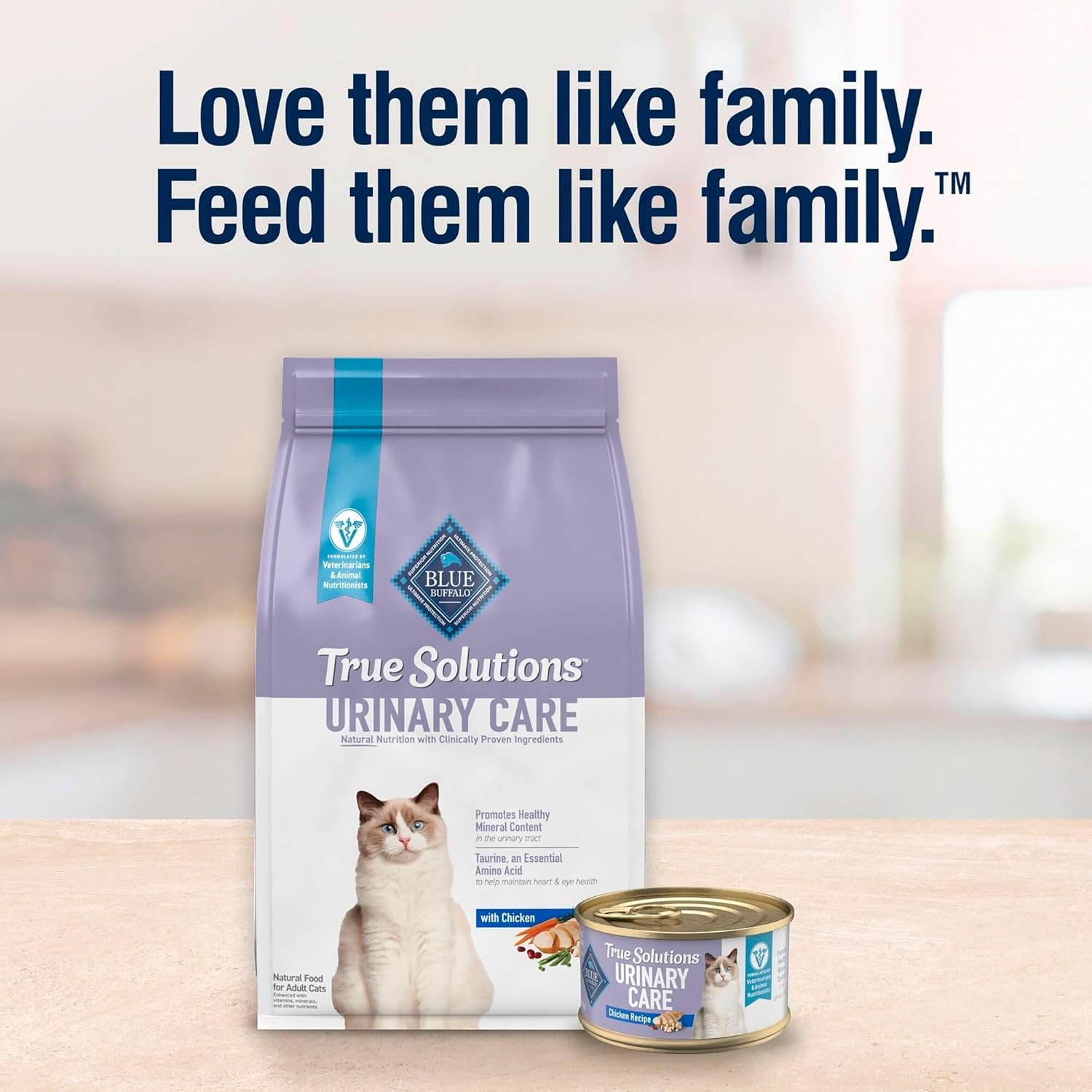 Blue Buffalo True Solutions Urinary Care envase con 24 latas para conveniencia.