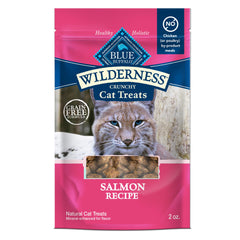 Blue Buffalo Wilderness salmón crujiente para gato, premio sabroso.