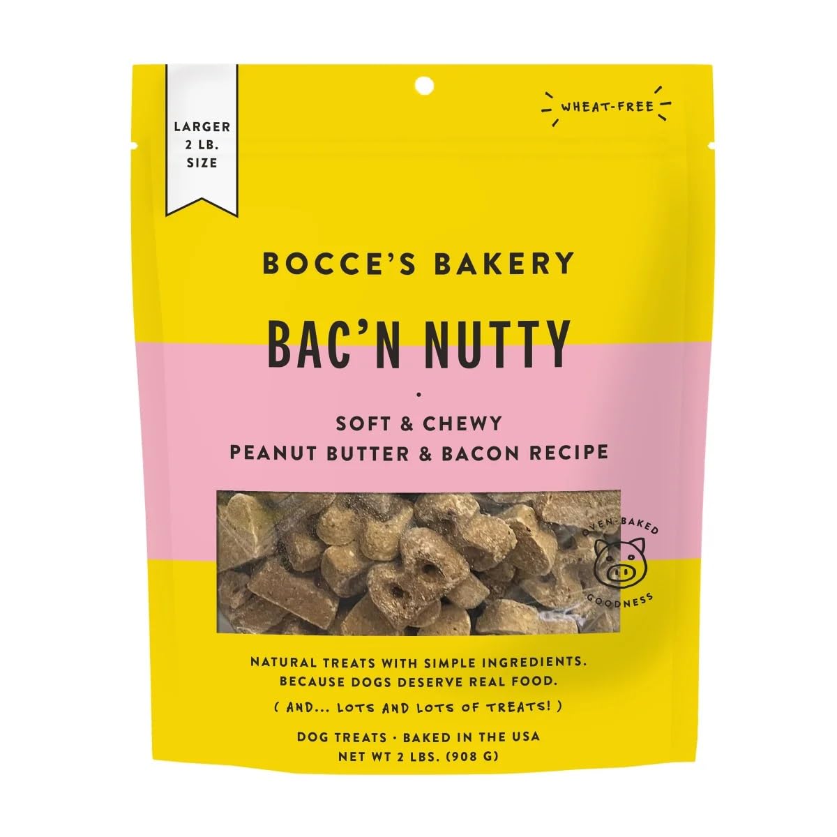 Perro disfrutando Bac' N Nutty, premio suave de Bocce's Bakery.