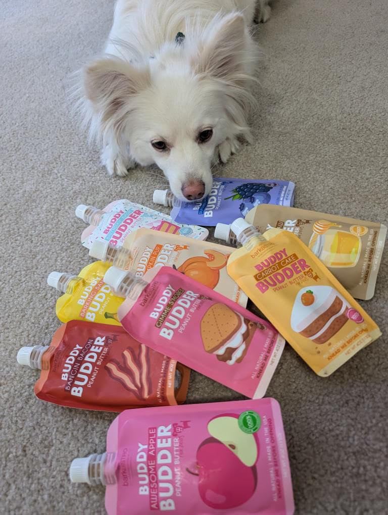 Buddy Budder Barkin Banana usa maní y plátano naturales sin sabores artificiales.