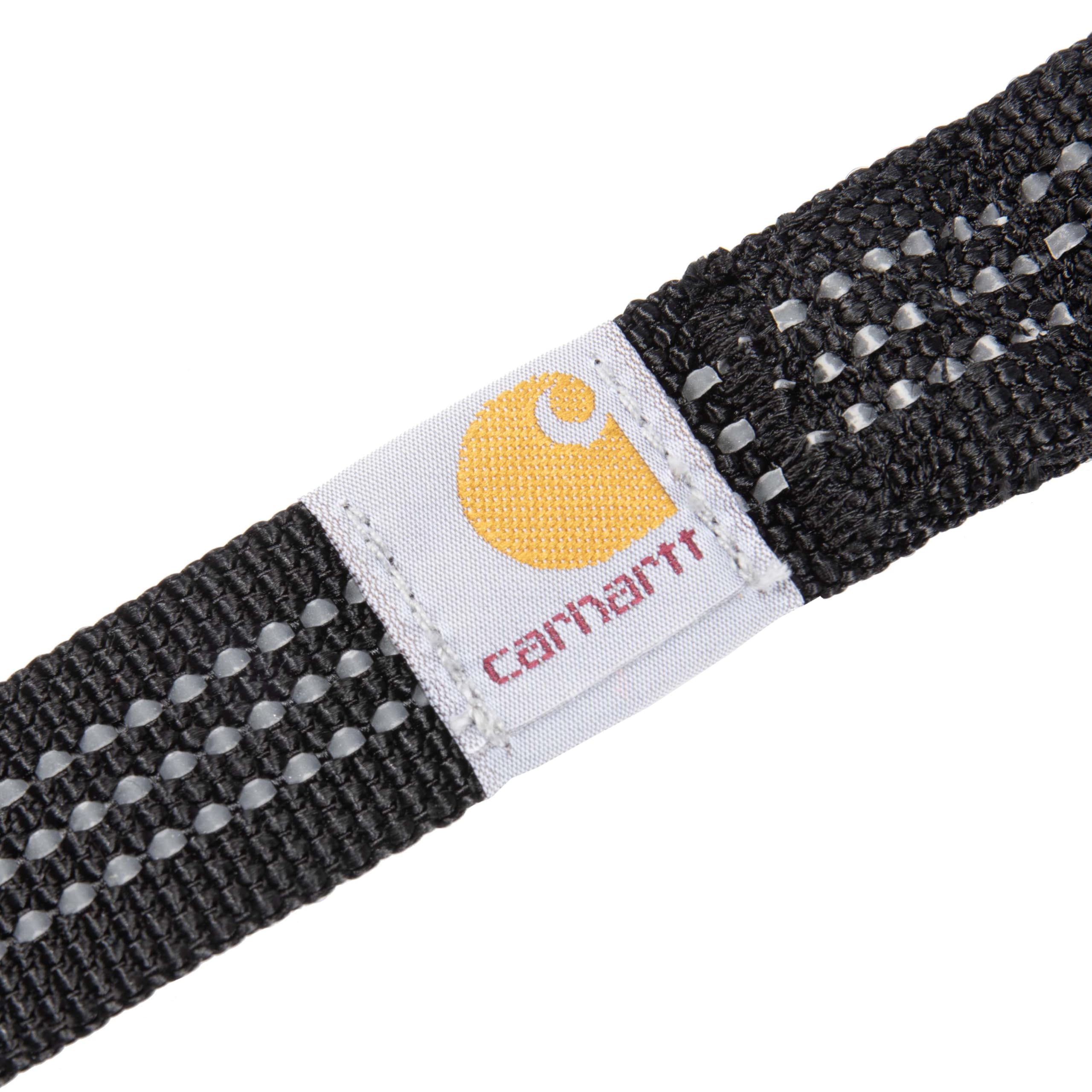 Correa Carhartt con costuras reflectivas para mayor visibilidad nocturna.