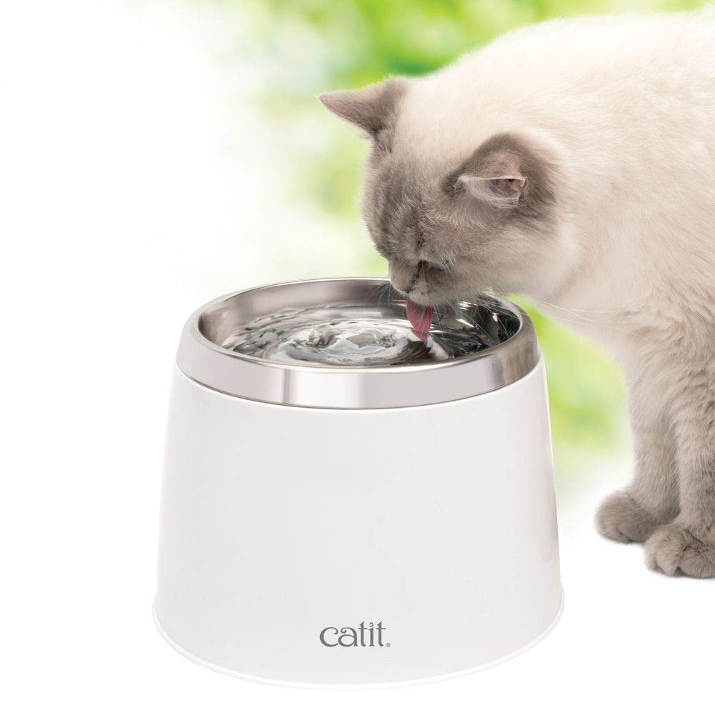 Catit flujo continuo de agua para gatos, fomenta beber con mayor frecuencia.