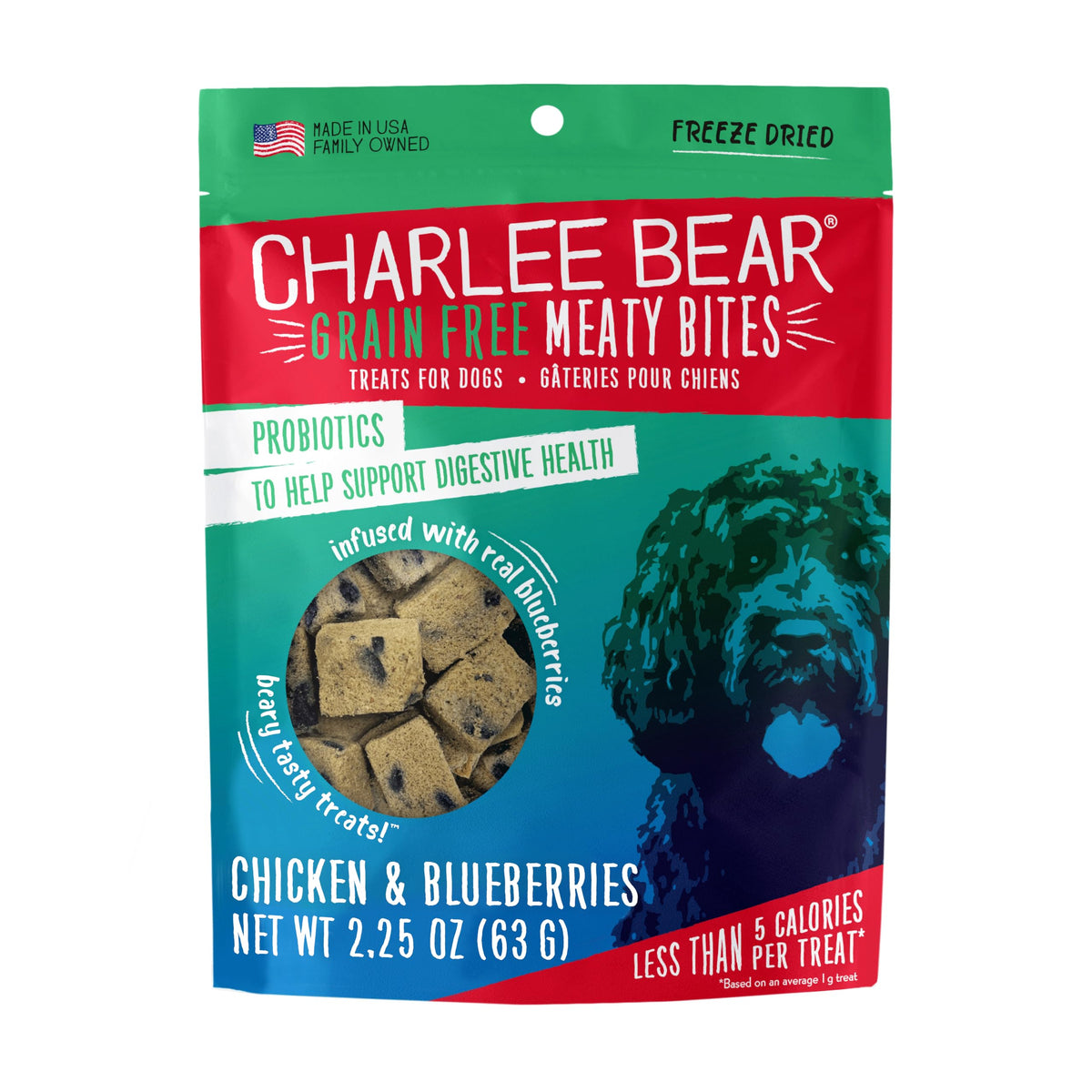 Charlee Bear Meaty Bites en envase reutilizable para conservar frescura y sabor