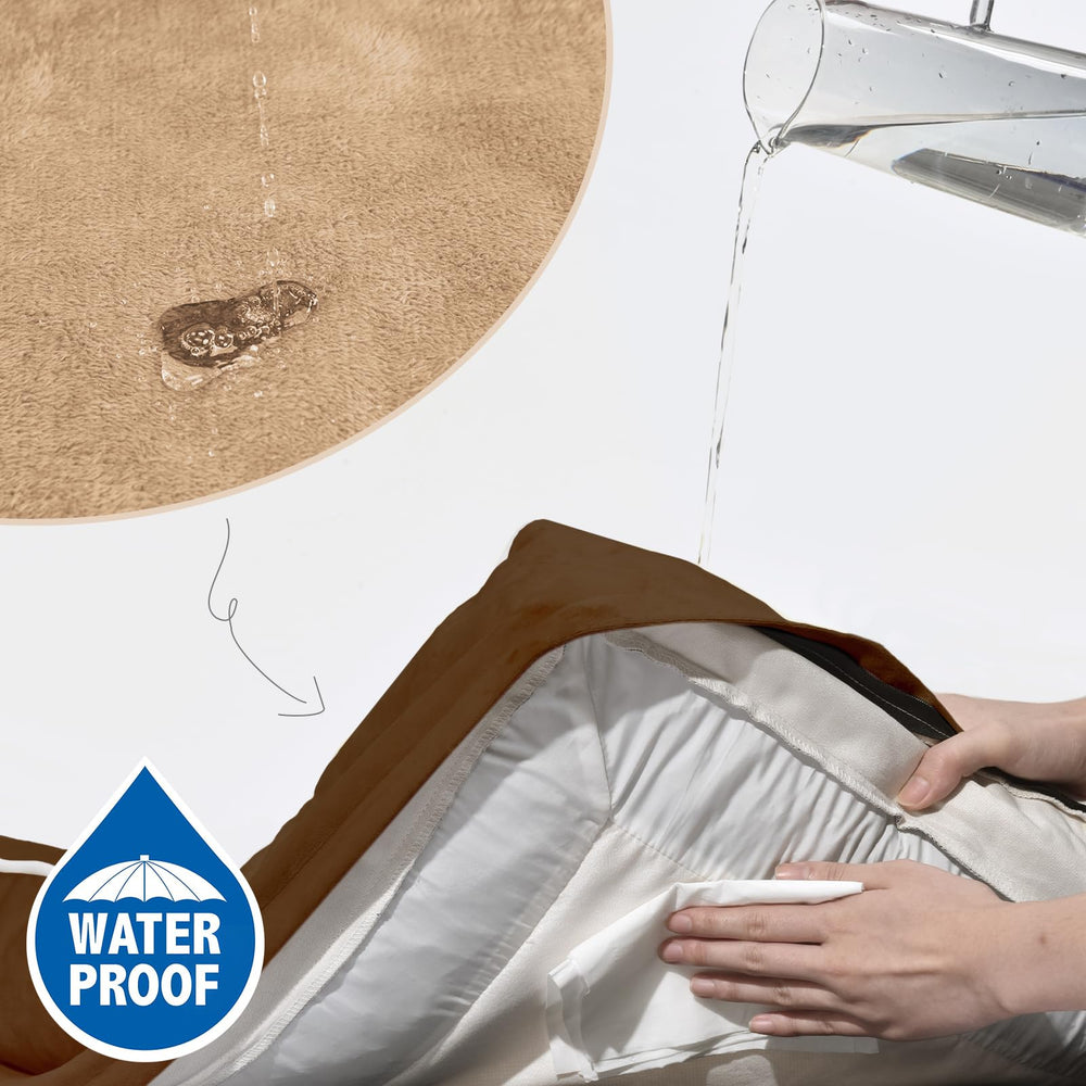 Base de 3.5 pulgadas de espuma ofrece soporte estable para perros grandes.