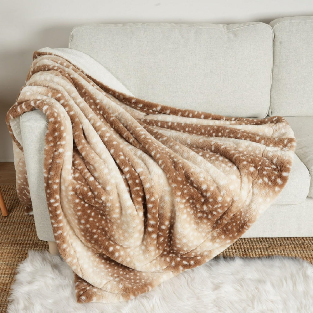 COZY KISS manta ciervo estampado, tacto suave, ideal para sofá y cama.