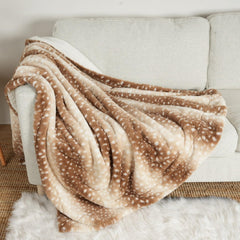 COZY KISS manta ciervo estampado, tacto suave, ideal para sofá y cama.